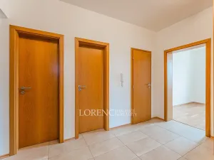 Pronájem bytu 2+kk, Praha - Košíře, Hoškova, 63 m2