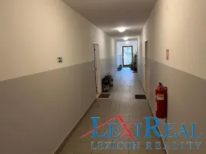 Prodej bytu 2+kk, Hostivice, B. Němcové, 44 m2