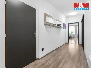 Pronájem bytu 3+kk, Bělá pod Bezdězem, Masarykovo náměstí, 100 m2