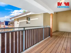 Pronájem bytu 3+kk, Bělá pod Bezdězem, Masarykovo náměstí, 100 m2