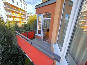 Pronájem bytu 2+kk, Praha - Vysočany, Poděbradská, 51 m2