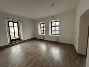 Pronájem bytu 2+kk, Chrudim, Havlíčkova, 63 m2