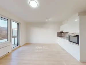 Pronájem bytu 1+kk, Praha - Hodkovičky, Šífařská, 29 m2