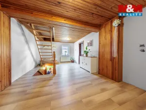 Prodej zemědělské usedlosti, Klášterec nad Ohří - Klášterecká Jeseň, 265 m2