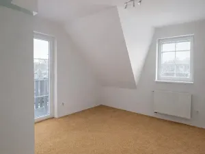 Pronájem rodinného domu, Křenice, V Pálce, 116 m2