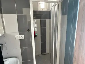 Pronájem bytu 2+kk, Děčín, Nerudova, 43 m2