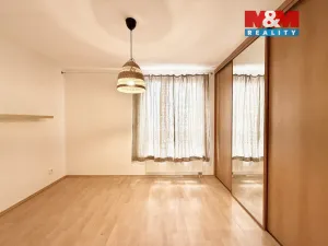 Pronájem bytu 2+kk, Praha, Pod Haltýřem, 45 m2