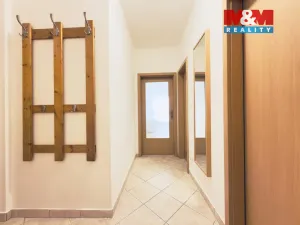 Pronájem bytu 2+kk, Praha, Pod Haltýřem, 45 m2