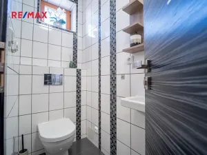 Prodej rodinného domu, Nupaky, Kruhová, 161 m2