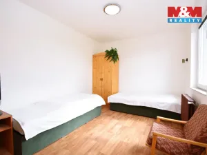 Prodej rodinného domu, Libiš, 300 m2