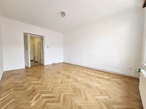 Pronájem bytu 2+kk, Praha - Vršovice, Krymská, 58 m2