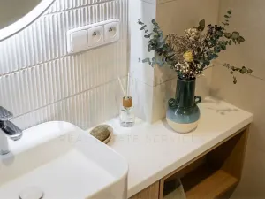 Prodej bytu 1+kk, Praha - Vokovice, Evropská, 24 m2