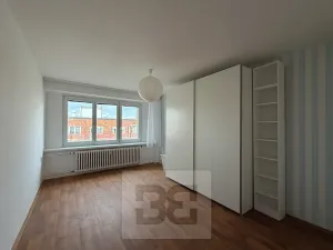 Pronájem bytu 3+1, Praha - Michle, Jivenská, 77 m2