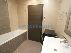 Pronájem bytu 2+kk, Praha - Žižkov, Olšanská, 59 m2