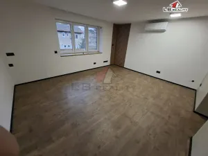 Pronájem bytu 3+1, Kolín, Kpt. Jaroše, 95 m2