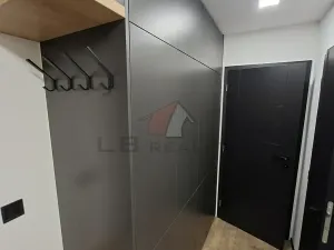 Pronájem bytu 3+1, Kolín, Kpt. Jaroše, 95 m2