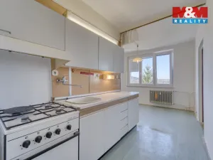 Prodej bytu 2+1, Karlovy Vary - Doubí, Modenská, 60 m2