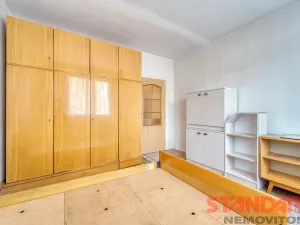 Prodej bytu 3+1, Holýšov, Pod Makovým vrchem, 66 m2