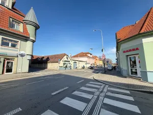 Prodej obchodního prostoru, Praha - Vinoř, Mladoboleslavská, 360 m2