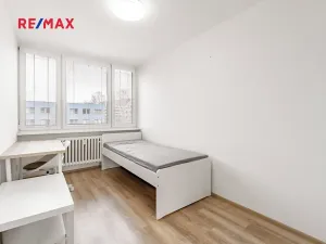 Pronájem bytu 3+kk, Praha - Karlín, Nekvasilova, 55 m2