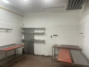 Pronájem obchodního prostoru, Kladno, T. G. Masaryka, 304 m2