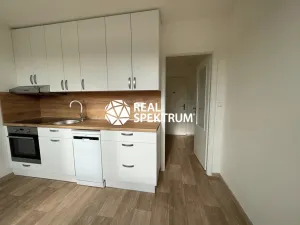 Pronájem bytu 1+1, Adamov, Sadová, 32 m2