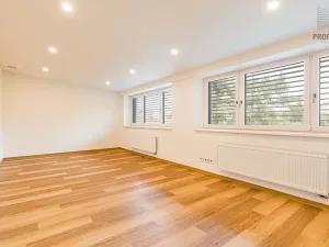 Prodej kanceláře, Brno, Obecní, 287 m2