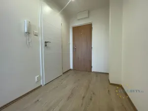 Prodej bytu 2+kk, Praha - Kobylisy, Balabánova, 47 m2