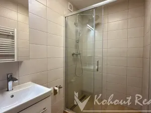 Pronájem bytu 2+kk, Praha - Horní Měcholupy, Nad přehradou, 45 m2
