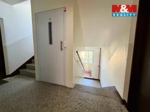 Pronájem bytu 1+1, Žatec, Javorová, 34 m2