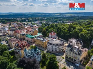 Pronájem obchodního prostoru, Mariánské Lázně, Hlavní třída, 76 m2
