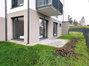 Pronájem bytu 2+kk, Slaný, U Benaru, 60 m2
