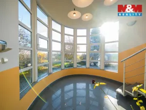 Pronájem výrobních prostor, Žďár, 1089 m2