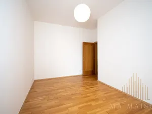 Pronájem bytu 3+kk, Praha - Vršovice, Holandská, 84 m2