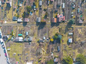 Prodej zahrady, Kladno, 303 m2