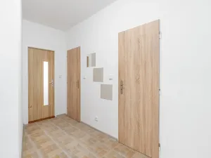 Prodej bytu 3+1, Tlustice, 72 m2