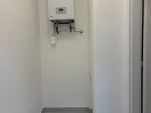 Pronájem obchodního prostoru, Praha, U plynárny, 48 m2