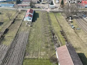 Prodej pozemku pro bydlení, Hlohovec, 1117 m2