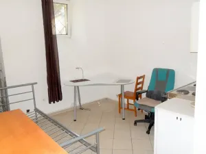 Pronájem kanceláře, Praha - Vinohrady, Lužická, 18 m2