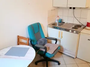 Pronájem kanceláře, Praha - Vinohrady, Lužická, 18 m2