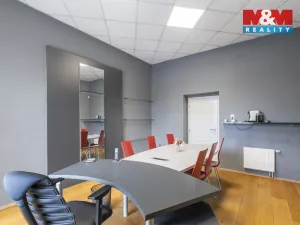 Prodej obchodního prostoru, Ostrava - Kunčičky, Škrobálkova, 700 m2