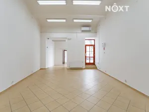 Pronájem obchodního prostoru, Šumperk, Hlavní třída, 116 m2