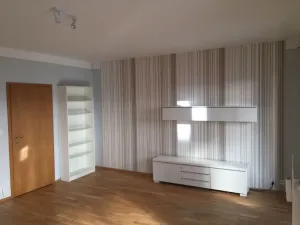 Pronájem bytu 2+kk, Praha - Dejvice, Lindleyova, 50 m2
