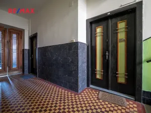 Prodej bytu 2+kk, Praha - Vršovice, Vršovické náměstí, 38 m2