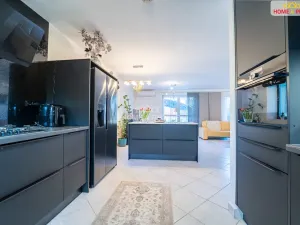 Prodej rodinného domu, Jesenice, Šeříková, 110 m2