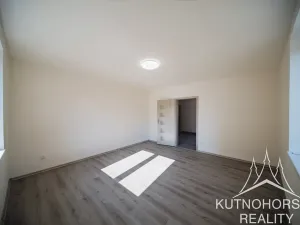 Prodej rodinného domu, Červené Pečky, Husova, 177 m2