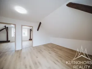 Prodej rodinného domu, Červené Pečky, Husova, 177 m2