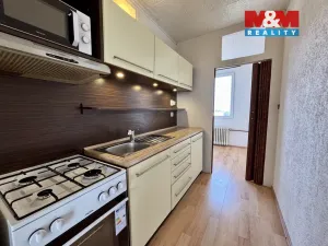 Prodej bytu 2+1, Chomutov, Dřínovská, 61 m2