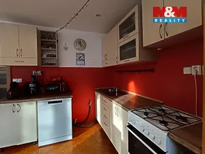 Prodej rodinného domu, Hukvaldy - Dolní Sklenov, 200 m2