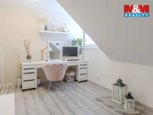 Prodej bytu 3+1, Zlín - Kudlov, Žlutá, 83 m2